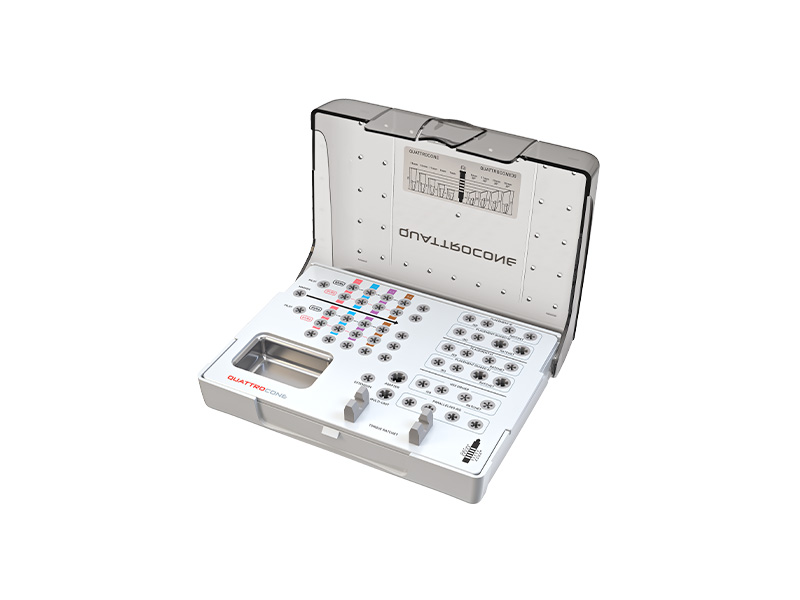 QUATTROCONE - Cassette Chirurgie sans contenu