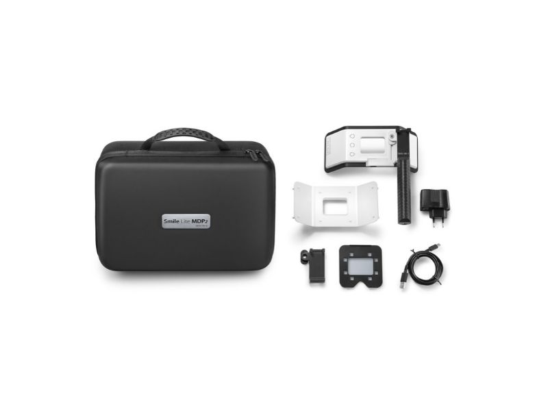 Smile Lite MDP2, Kit de photographie dentaire mobile comprenant un diffuseur de lumière, un filtre polarisant, un chargeur, un câble USB-C, un adaptateur de téléphone  (6700-Master)